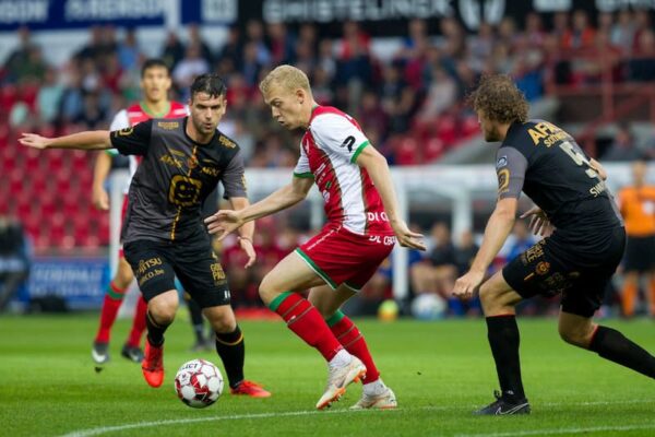 Soi kèo SV Zulte Waregem vs KV Mechelen, 2h45 ngày 3/2, Bỉ